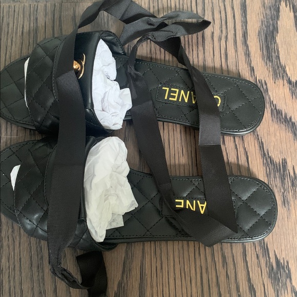 Quilted flats - Picture 2 of 5